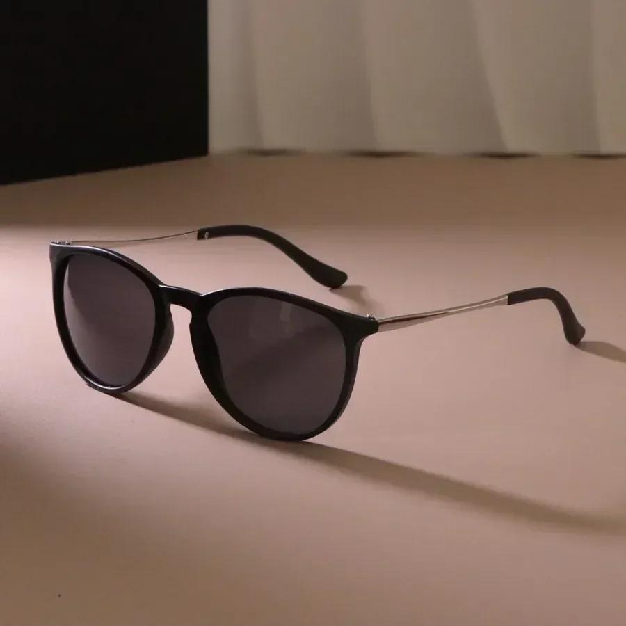 Classic Square Casual Fashion Sunglasses Women Men Vintage Stylish Oval Shaped Minimalist Female Male