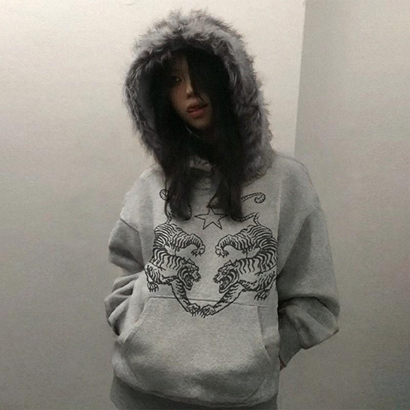 Y2K Retro Hoodie With Faux Fur Trim Print Graphic Sweatshirt Women Men Long Sleeve Winter Warm Thickened