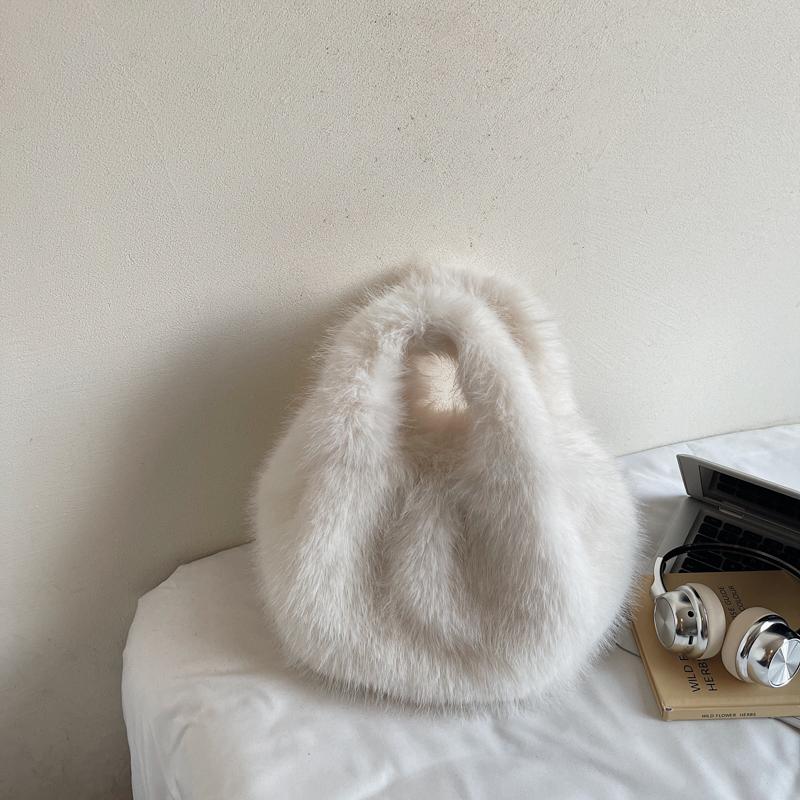 Women's Plush Handbag Solid Color Shoulder Bag