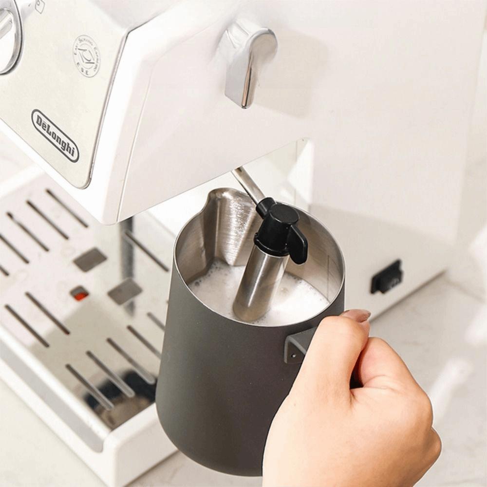 Stainless Steel Milk Frothing Pitcher 500/750ml Clear Scale Latte Art Jug No-drip V-Mouth Design Espresso Steaming Pitchers
