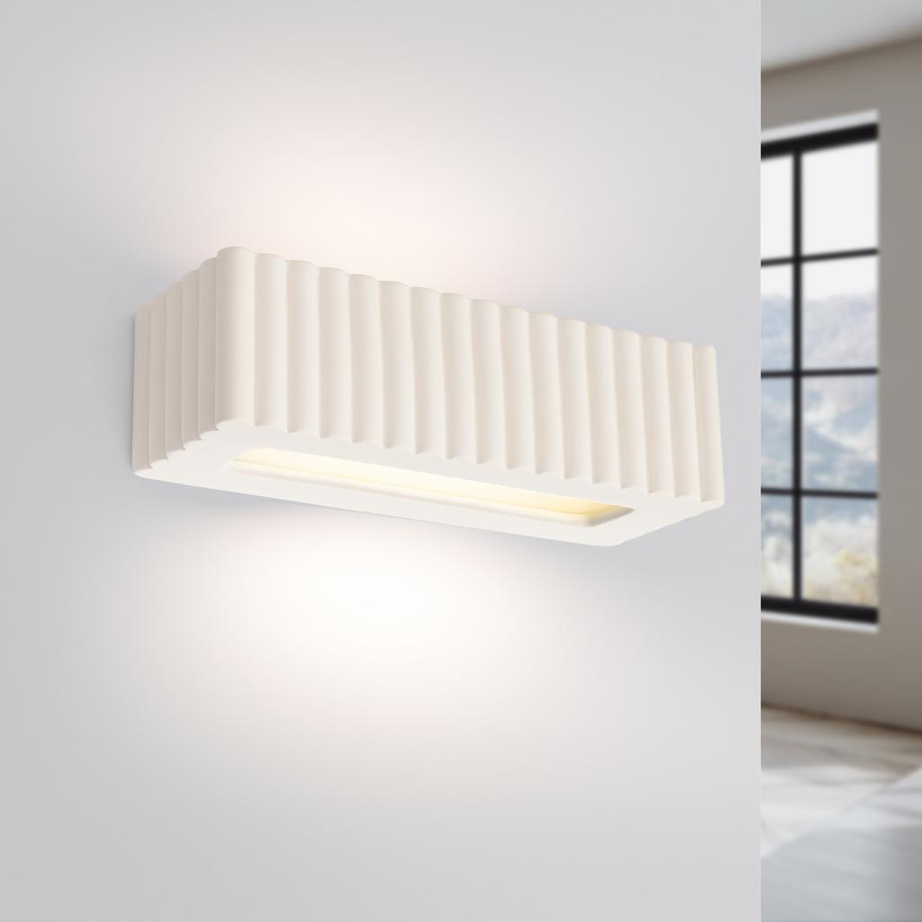 Rigata white ceramic wall lamp
