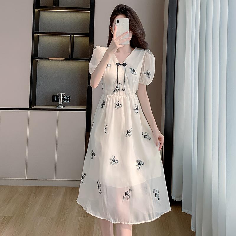 

Летнее платье миди с квадратным вырезом, пышными рукавами, цветочным принтом и вышивкой с китайской застежкой-лягушкой для женщин Small