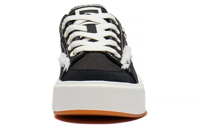 Li Ning Comfy Textile, Leather Slip Resistant, Abrasion Resistant, Lightweight Low top Skateboard Shoes Women's AGCS036-1