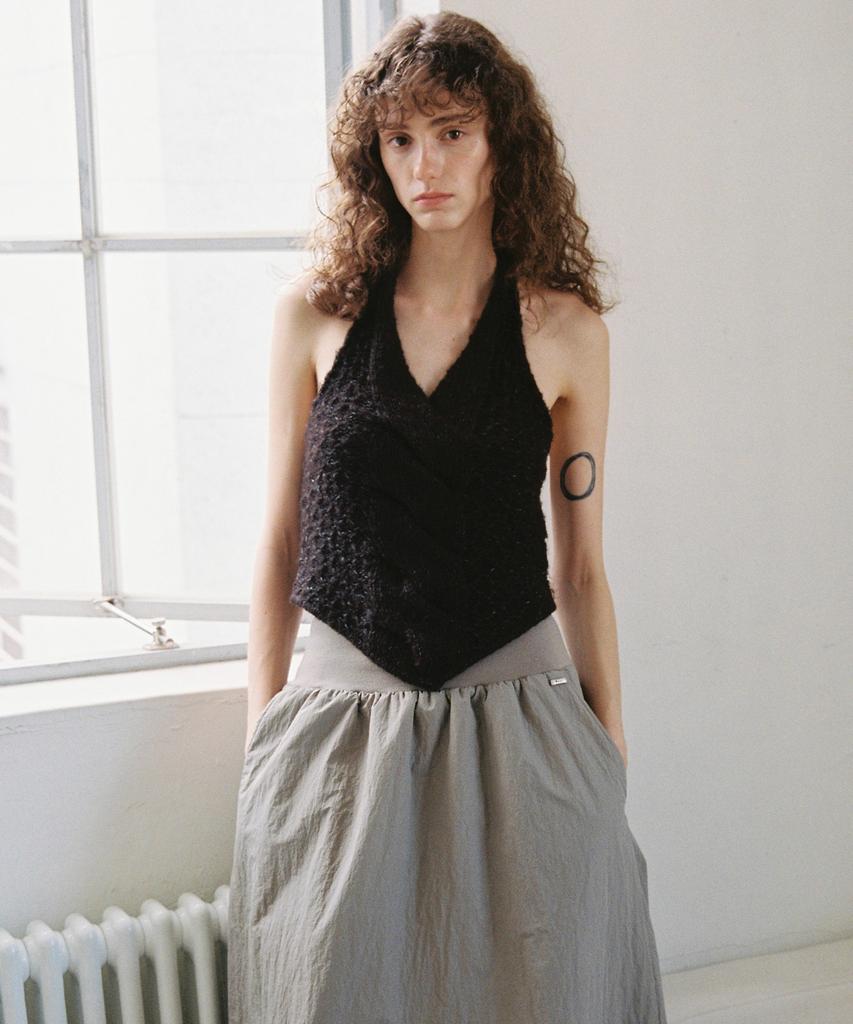 EN OR [Italy Fabric] Twiddle Halter Knit Vest - Brown