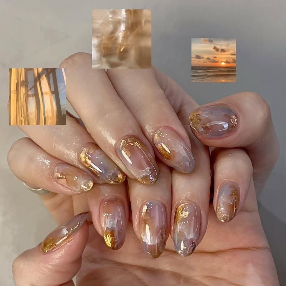 24PCS Retro Oil Paintings Patterns Almond False Nails with Glue Cute Sweet Garden Girl Stick On Nails Detachable Fake Nails Tips