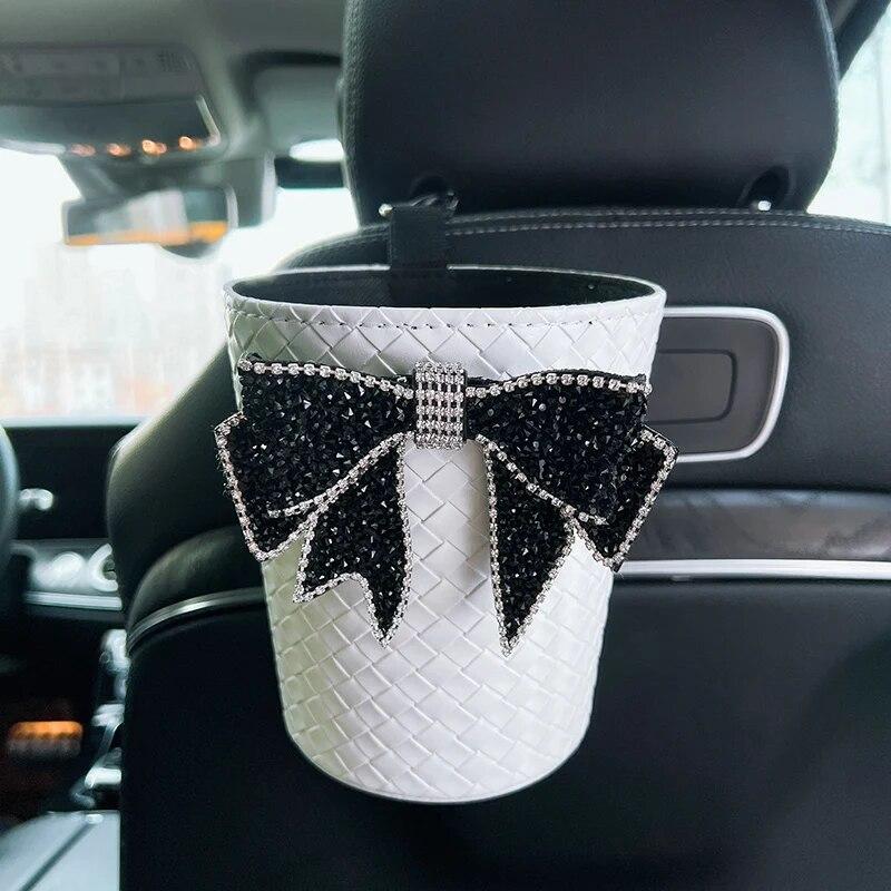 Kreativer gestrickter Leder-Auto-Mülleimer mit Schleife für Kopfstütze, Mini-Auto-Auslass, Lüftungsschlitz, Müllbeutel, Müllaufbewahrungsbox für Frauen