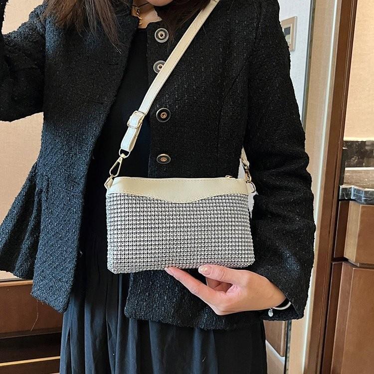 Fashionable Pu Small Square Handbag With Dazzling Rhinestones For Any Event