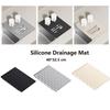 Wärmeisolierende Silikon-Abtropfmatte Hitzebeständiges Silikonmaterial Küchenabflussmatte Abflussfunktion Schräges Design