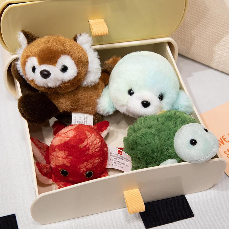 Standing Shoulder Doll Tiger Sloth Doll Plush Toy Penguin Seal Shoulder Magnetic Panda Deer Doll Gift