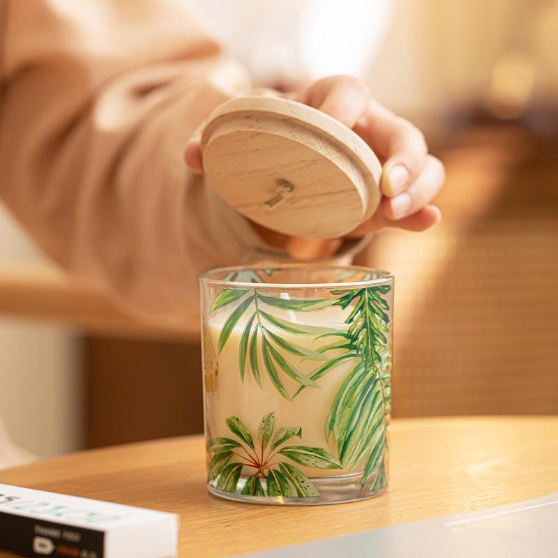 Aromatherapy Soy Candle - Lily Fragrance Natural Air Purifier | Gift Box for Friends