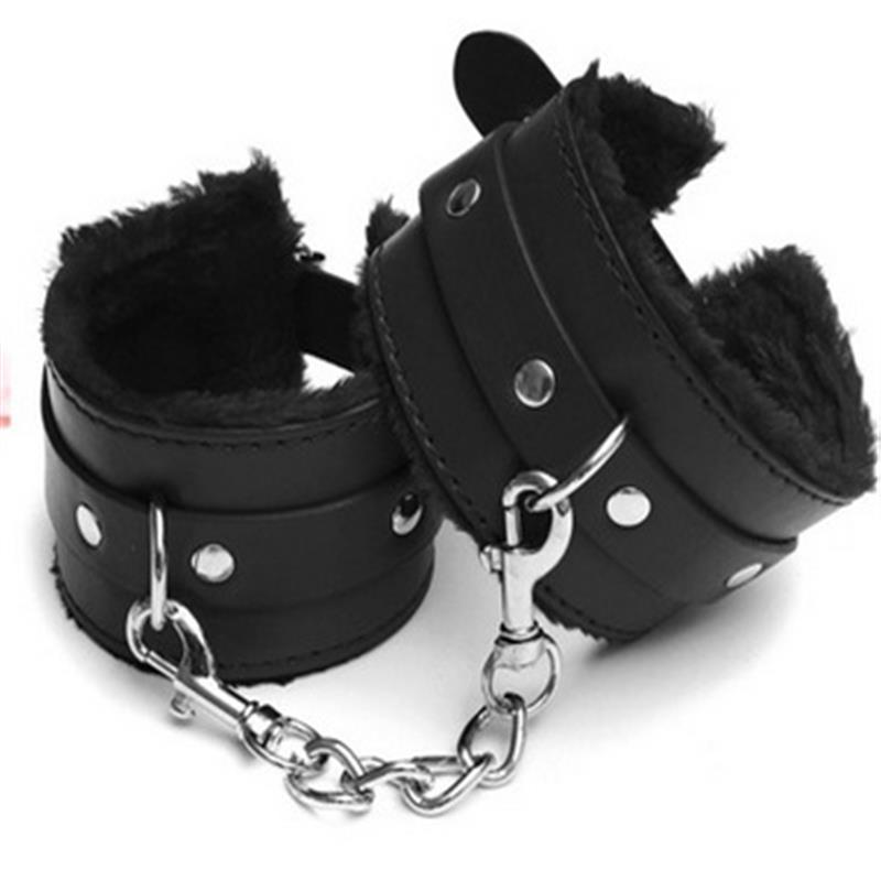 Luxury Pu Plush Sex Handcuff Bundle For Couples Waterproof And Adjustable