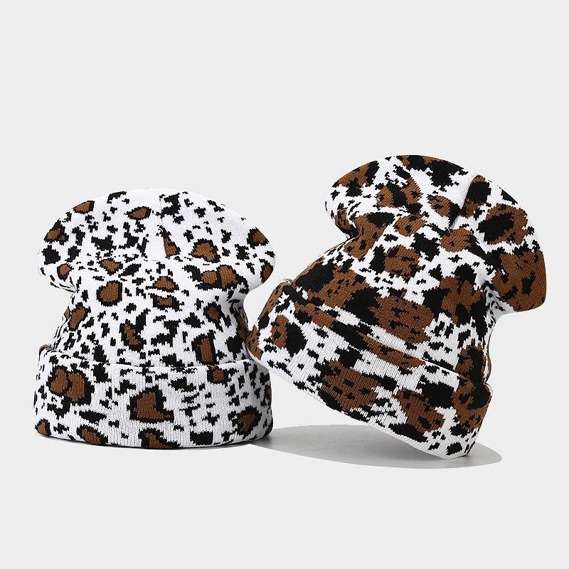 Fashion new leopard print jacquard knitted hat thickened warm men's and women's autumn and winter big head circumference ear protector wool hat