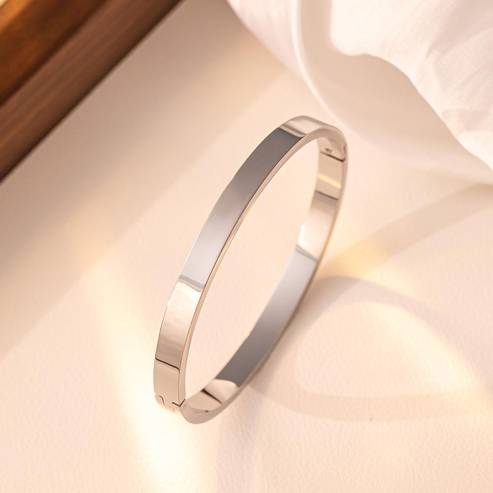 Simple Glossy Buckle Bracelet, Women's Plain Ring, Fashionable and Versatile Bracelet, High-end