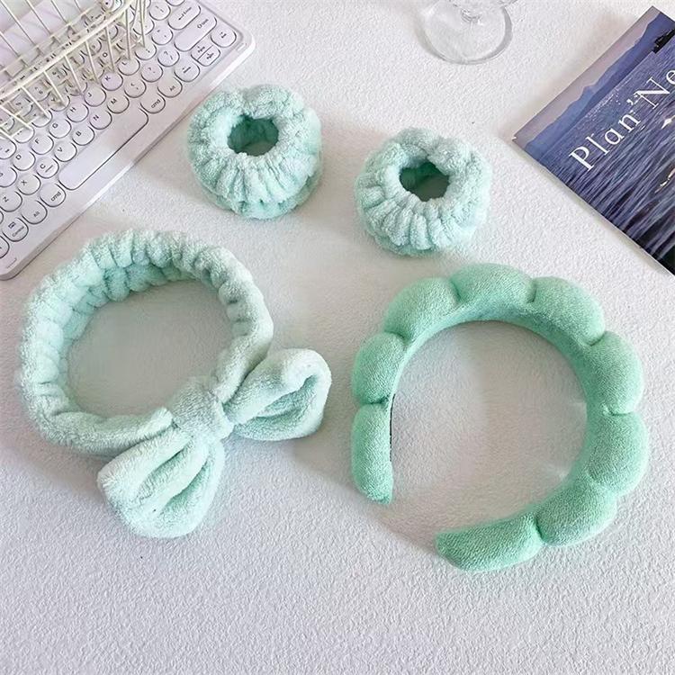 Solid Color Cloud Hair Band Set 4pcs Spa Headband and Wristband with Sponge Makeup Fashionable Hair Accessories