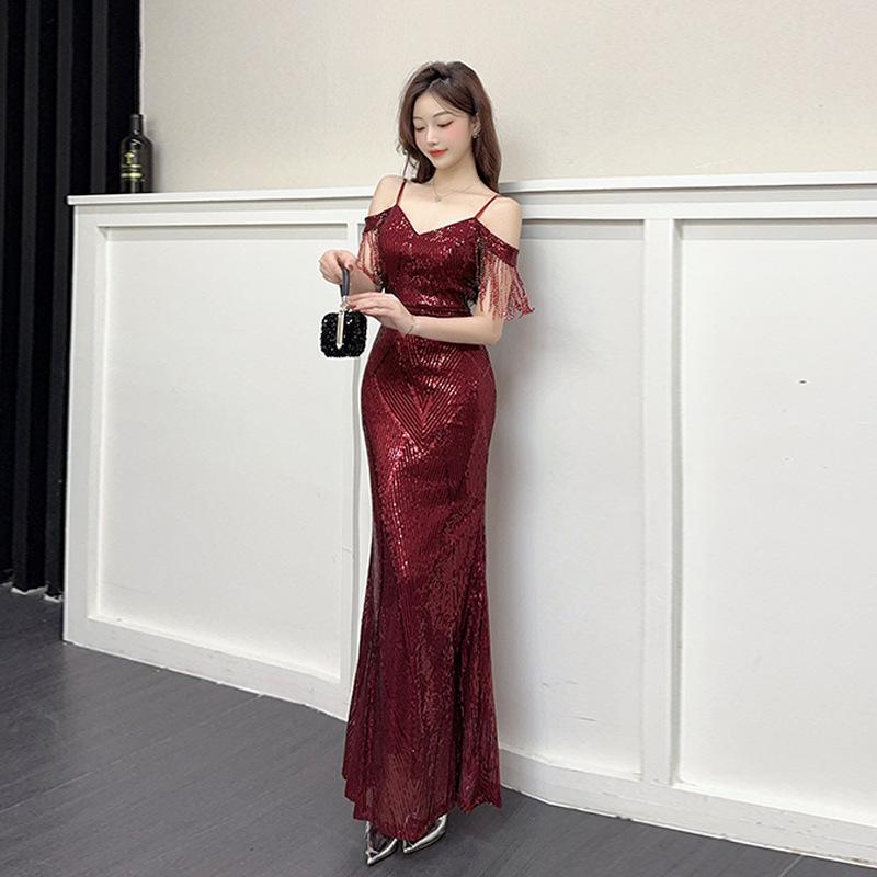 New banquet host evening dress suspender sexy off-the-shoulder dress sequined temperament fishtail dress