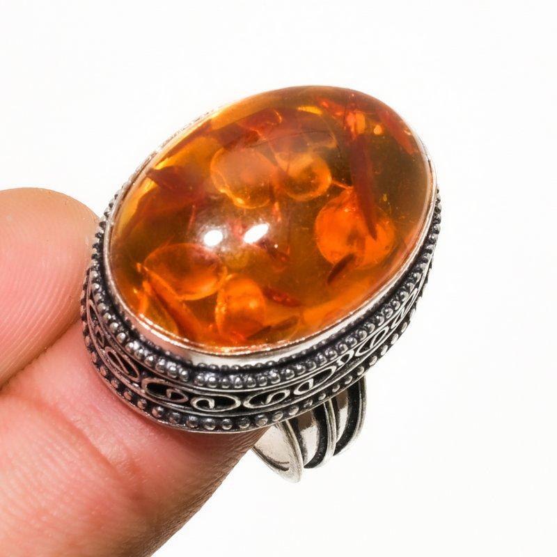 

Ювелирное кольцо ручной работы с балтийским янтарем, посеребренное серебро 925 пробы, размер 7,5