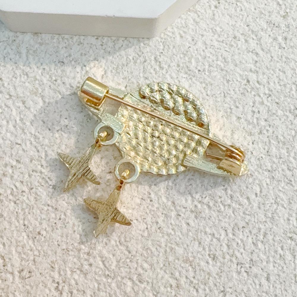 Japanese New Product Planet Brooch Women's High-end High-end Star Brooch Lapel Pin