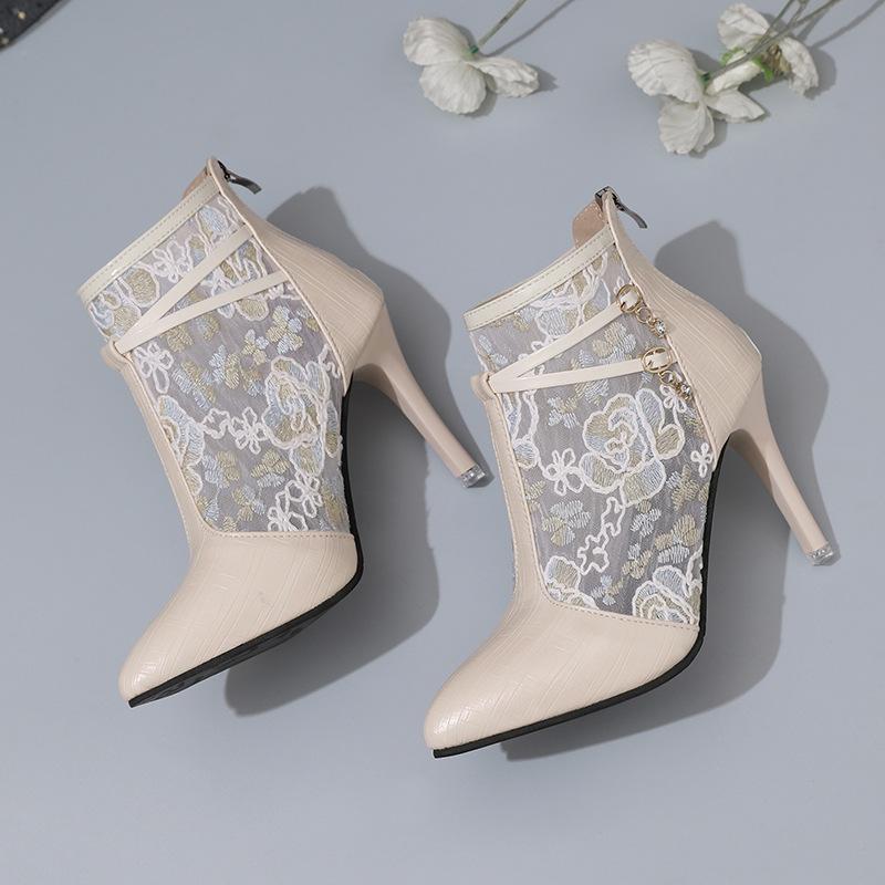 Foreign trade large size sandals women's 2025 European and American spring and summer hollow mesh high-heeled flowers fashionable sexy pointed col
