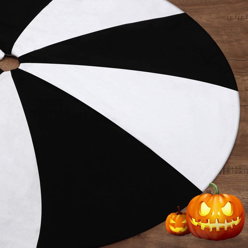 Black and White Lollipop Halloween Christmas Tree Skirt Exquisite Printed Short Plush Double-layer Tree Skirt Christmas