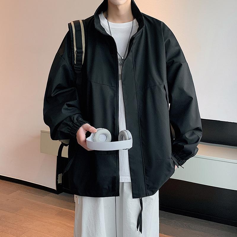Men's 2026 Spring Hong Kong Style Loose Stand Collar Jacket for Trendy Couples and Students.