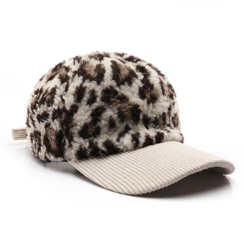 

1pc Women Leopard Print Baseball Cap,Lambswool Lining Windproof Adjustable Head Hat Suitable for Outdoor Activities,Halloween Adjustable бежевий