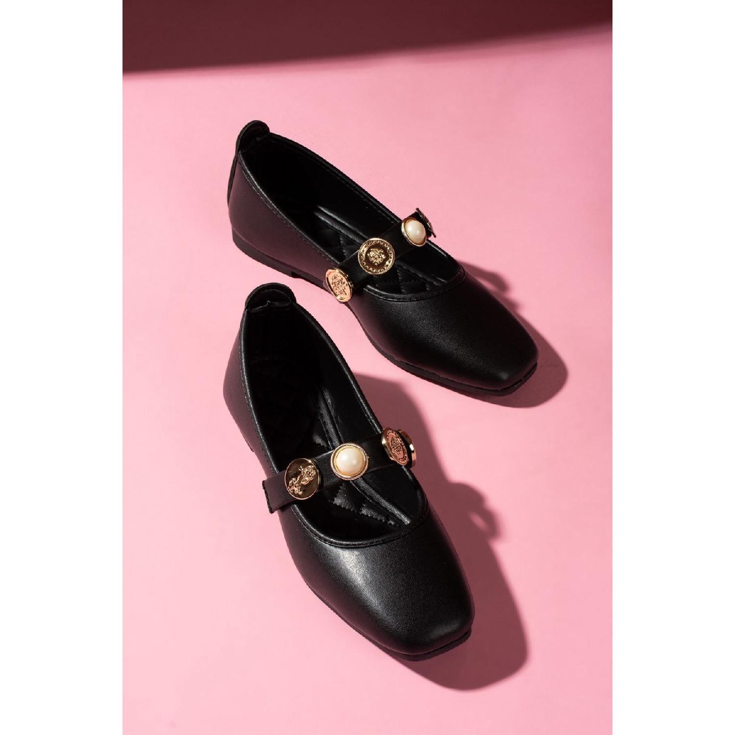 

Stamp Black Skin Pearl And Seal Accessory Banded Ballet 36