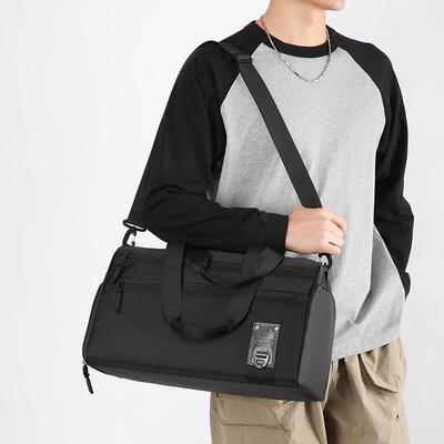 Outdoor-Wandertasche mit großem Fassungsvermögen Handtasche Schulter-Umhängetasche Fitnesstasche Herren-Tasche