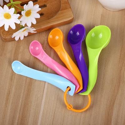 5 pezzi/set cucchiai dosatori in plastica 1/2,5/5/7,5/15 ml misura grammi tazze bambino latte in polvere spezie misurino cucina
