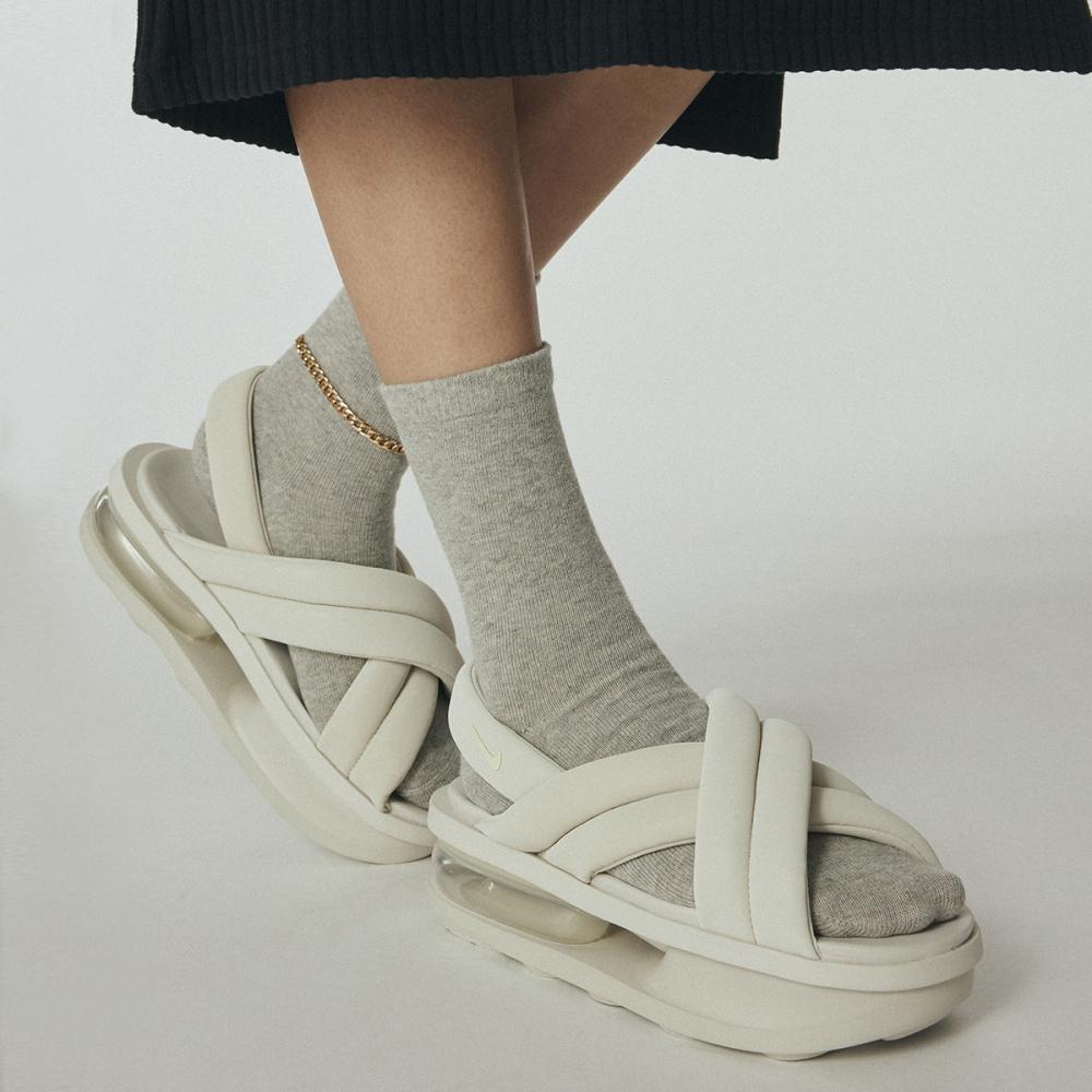 

Сандалии женские Nike S Air Max iSla Fj5929 001 250