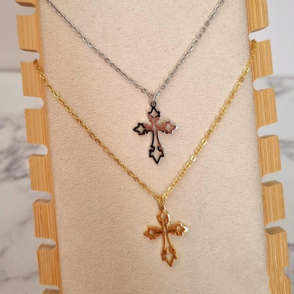 Neue Halskette mit hohlem Kreuzanhänger für Damen - Schlichte Schlüsselbeinkette für Damen - Modischer Schmuck