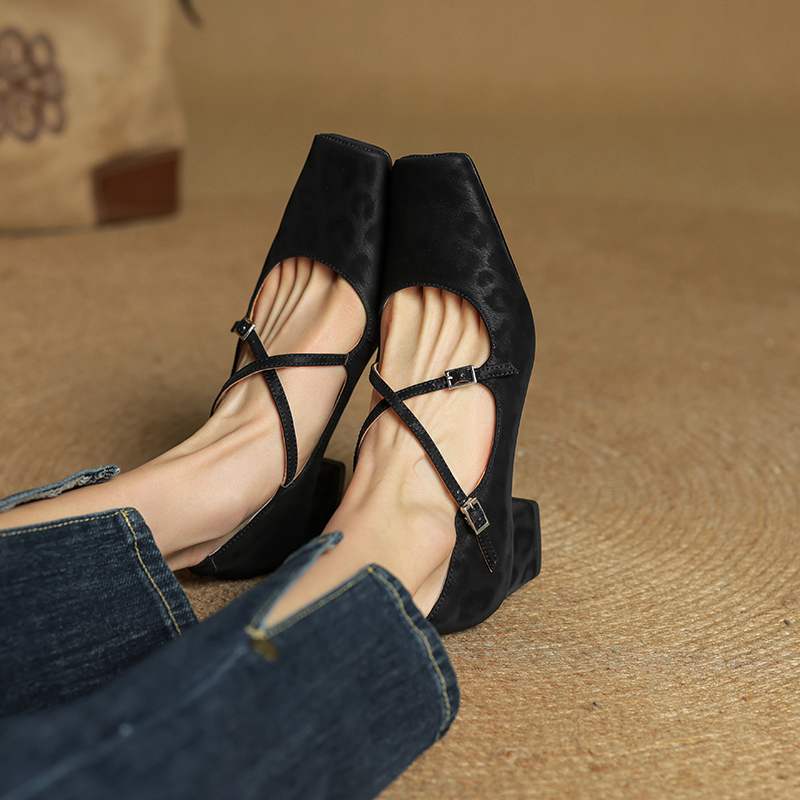 Krazing Pot Full Grain Leather Fashion Spring Autumn Med Heels Women Square Toe Buckle Straps Shoes Leopard Shallow Pumps