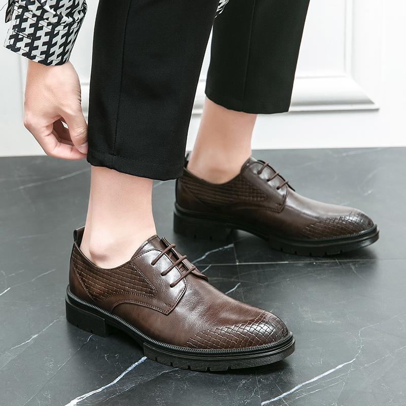 Fashion Business and Casual Men's Leather Shoes Comfortable Retro British Style Fashion Party Dress Office Shoes Groom's Wedding Shoes