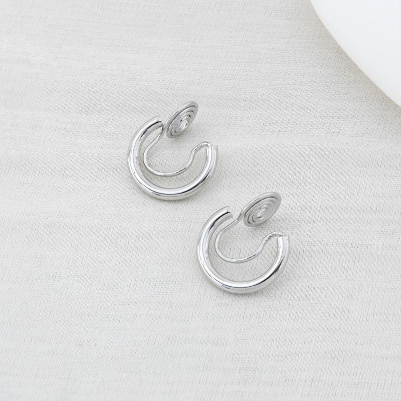 Orecchini Dolci da Fatina Stile Coreano Senza Foro: Design Versatile, Chic e di Alta Gamma per Zampironi.