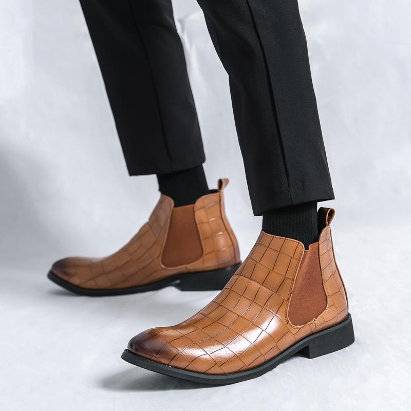 Trends Pointed Business Casual Chelsea Men's Boots 2025 British Style Comfortable Anti-slip Wearable Leather Ankle Boots