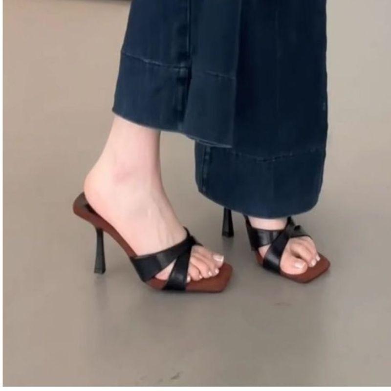 Niche Design Sense Stiletto High Heels Women's 2025 New Retro Square Head Open-toed Sandals French Temperament Cool Slippers