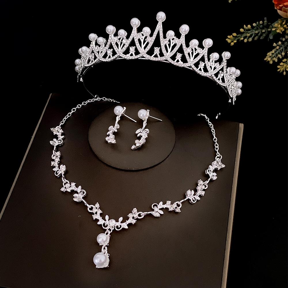 Imitation Pearl Bridal Crown Three Piece Set Wedding Crown Tiara Necklace Earrings Korean Super Fairy Wedding Dress With