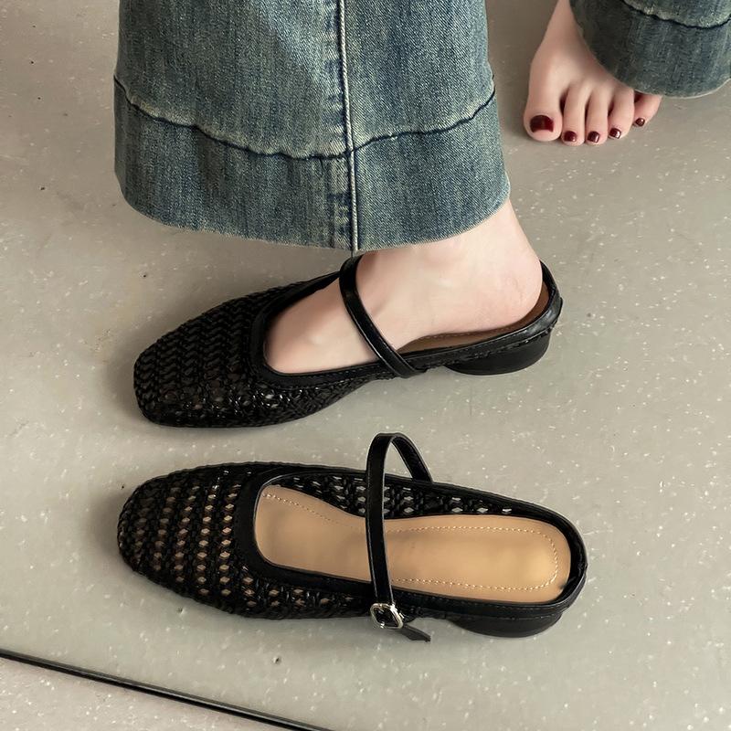 Woven hollow and breathable commuter bag head half slippers women's summer new outer wear one pedal versatile slope heel sandals tide