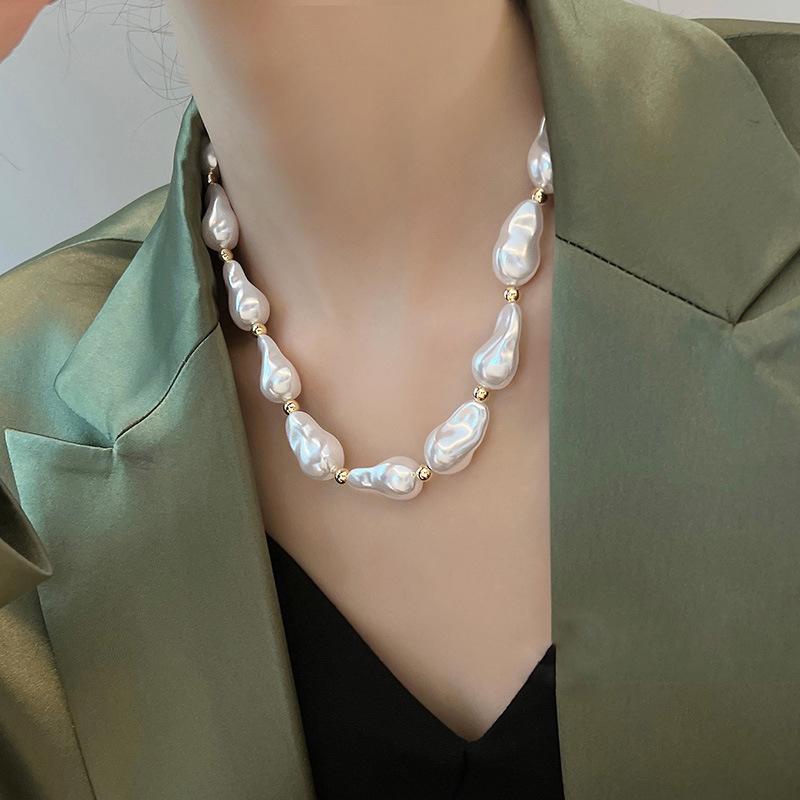 French Vintage Irregular Baroque Imitation Pearl Necklace Female Tide OT Buckle Neck Chain Personalized Clavicle Chain