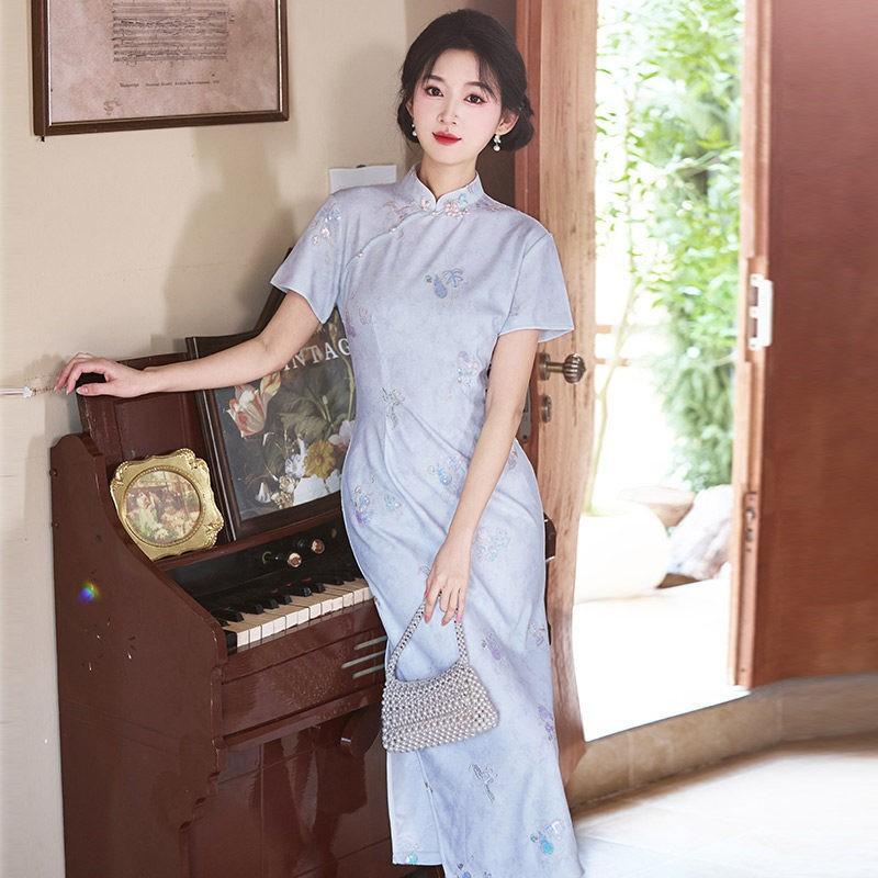 Blue Modern Chinese-Inspired Long Qipao Dress Women 2026 Daily Wear Slim Fit With Embroidered Floral