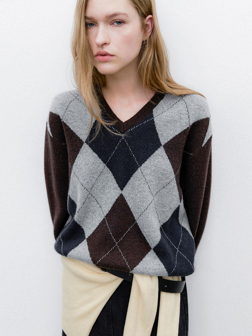 ATELIER NAIN Argyle V-veida kakla vilnas