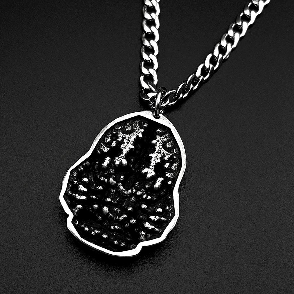 Collana Ciondolo Vintage Buddista Guanyin dalle Mille Braccia per Donne Uomini Catena in Acciaio Inossidabile 316L Colore Argento Gioielli Amuleto