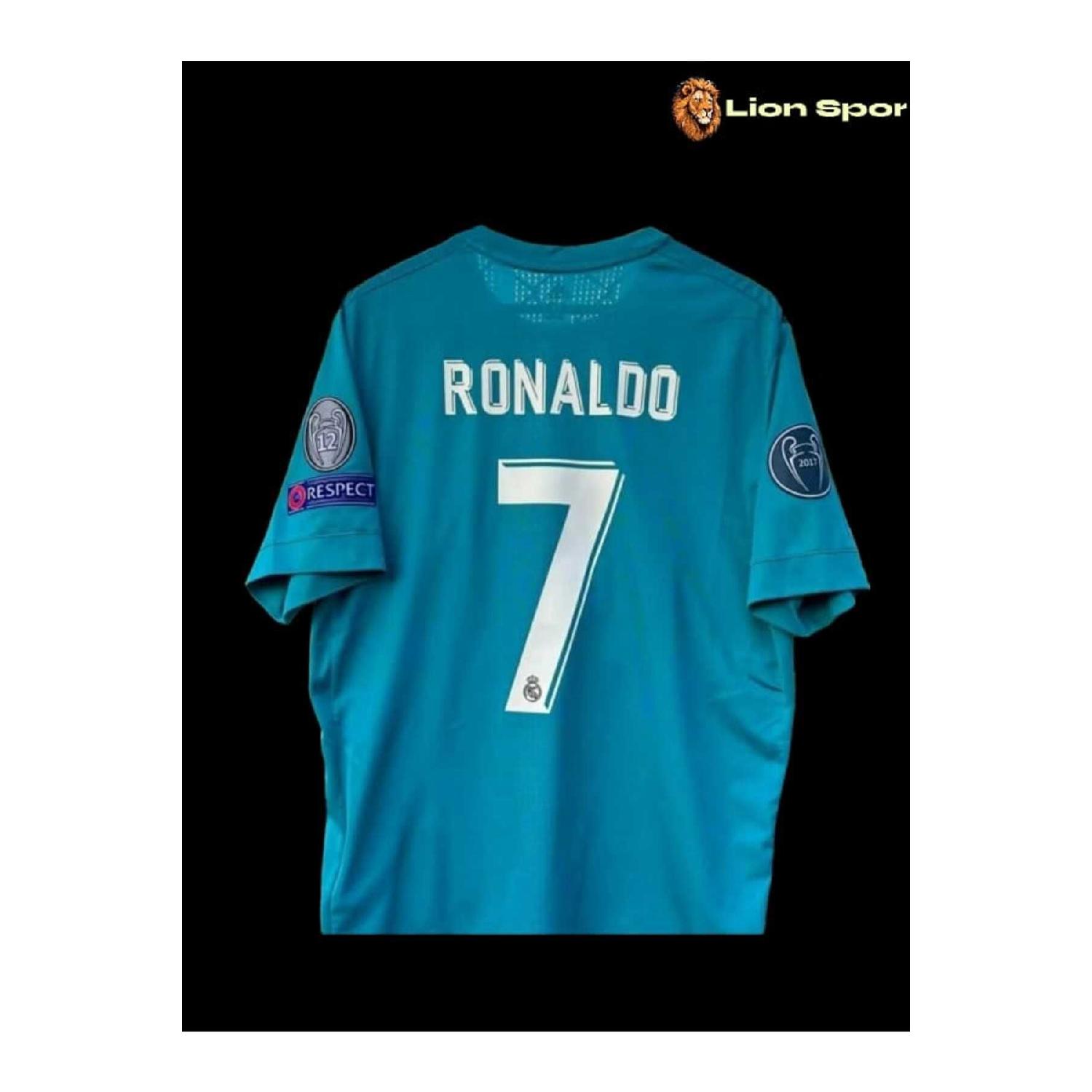 

Легендарный стартовый мяч Роналду Бирюзовый Реал Мадрид. взрослый трикотаж S чистый