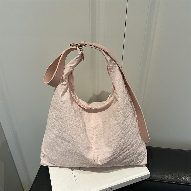 

Повседневная сумка большой вместимости из мягкой ткани, женская новая персонализированная сумка-мессенджер через плечо для поездок на работу, сумка-тоут для студенток розовый