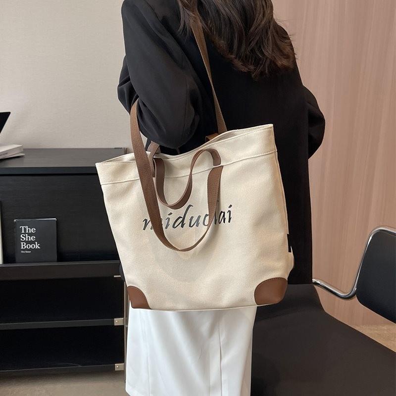 Stylish And Versatile Canvas Tote Bag For Women With Magnetic Closure And Spacious Design