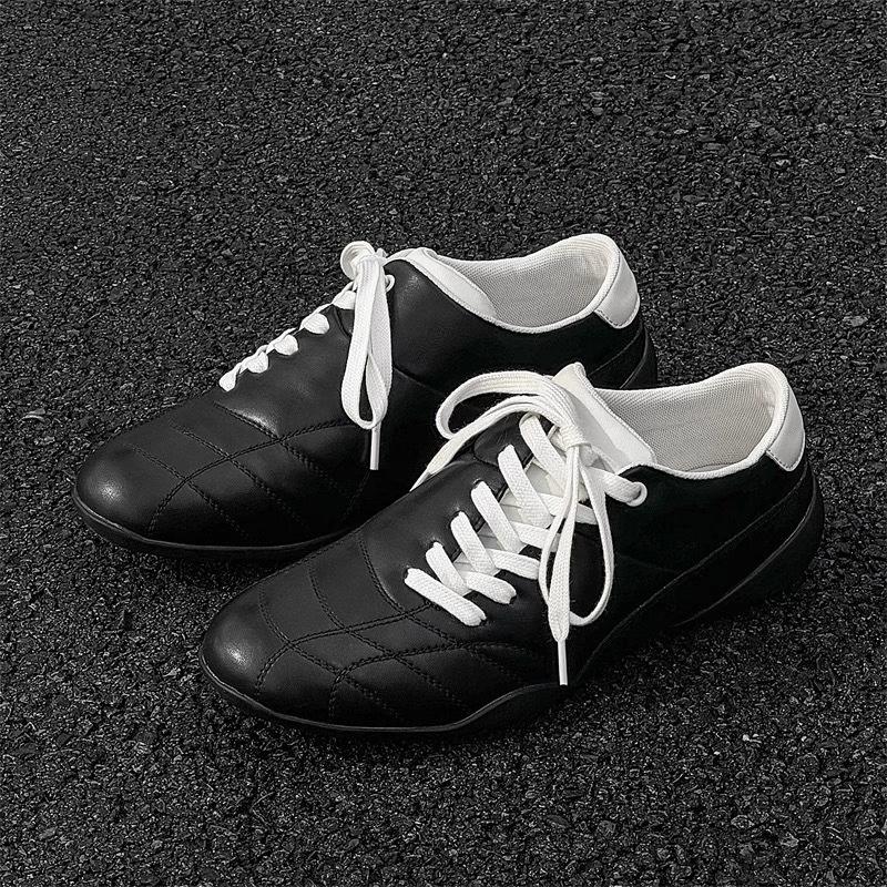 Cowhide Retro Sports and Leisure Shoes for Women's New Oblique Lace-up Versatile Football Thin-soled German Training Shoes Flat-soled Forrest
