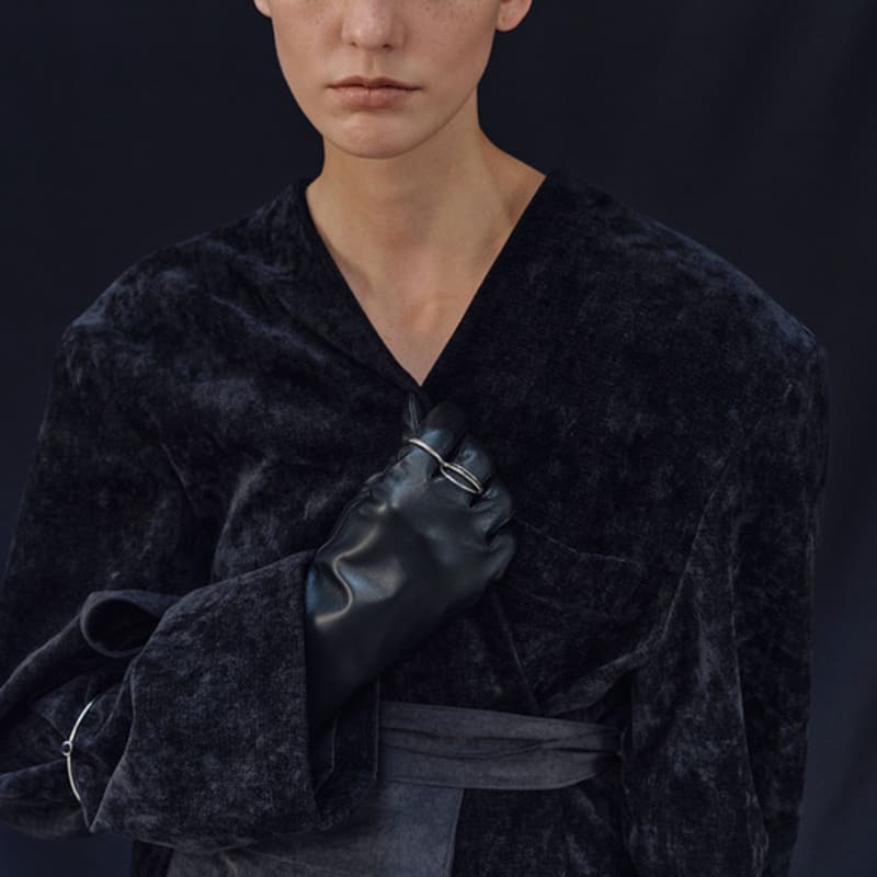 ae LAMB SKIN GLOVES [BLACK]