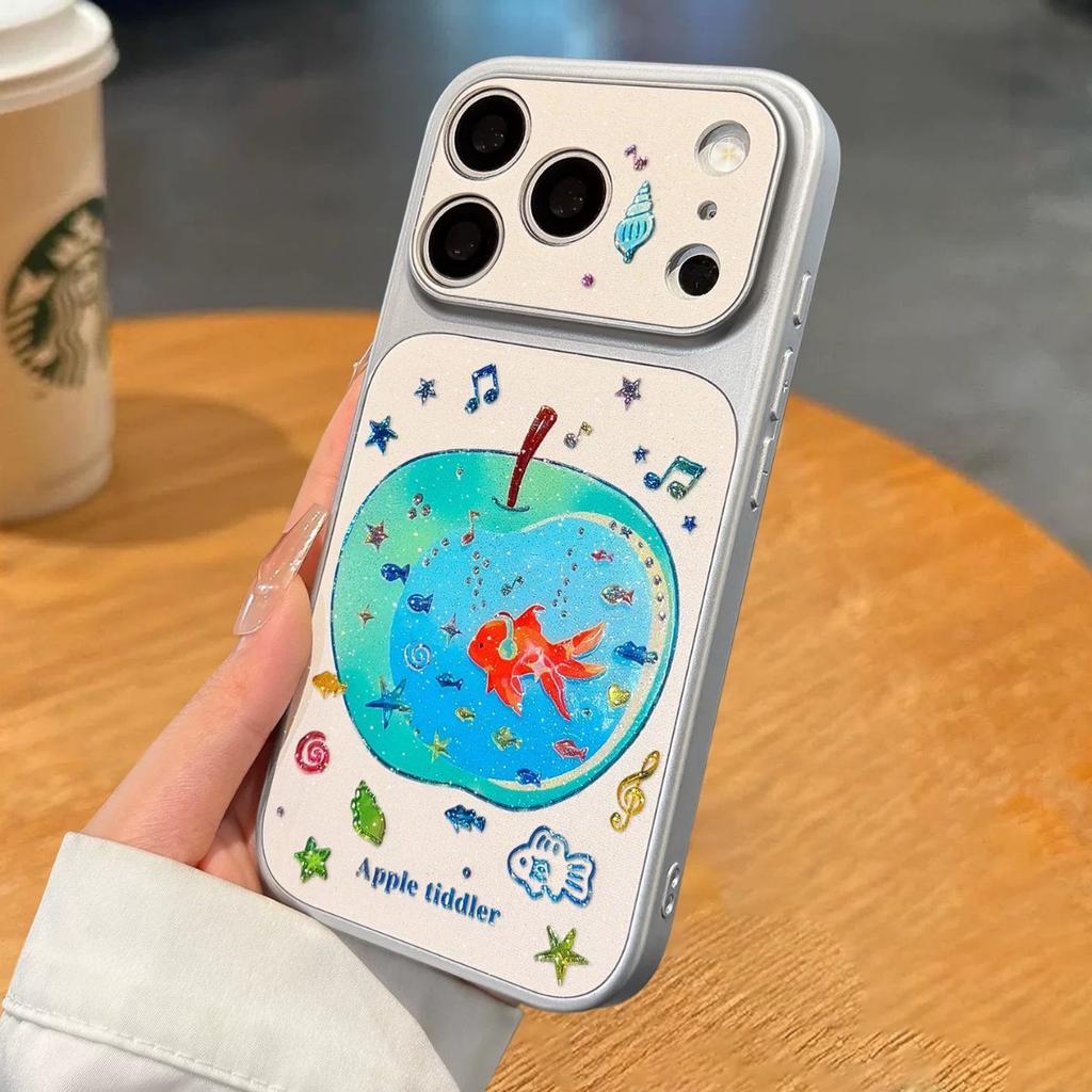 Three-dimensional gilt fish belt flash, suitable for iPhone17promax mobile phone case, embossed Apple 16Pro all-inclusive summer set.