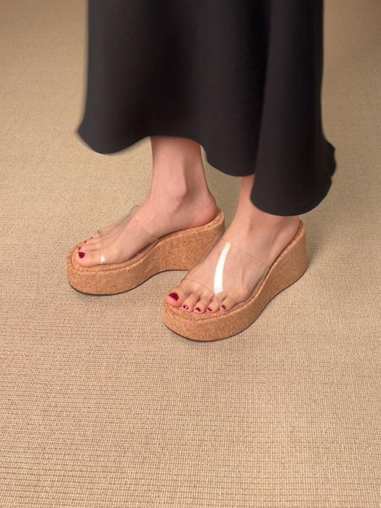 

Маленькие маффины на толстой подошве крутые тапочки женские летние модные для улицы на танкетке с увеличением высоты прозрачные сандалии с ремешком женские 41 прозрачный