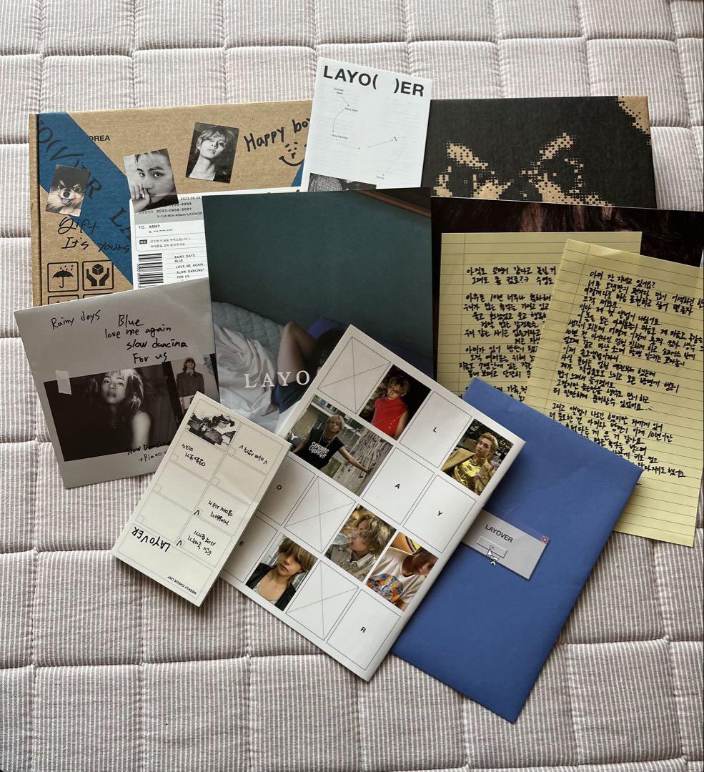 

[USED] LAYOVER CD + Photobook + Bonus BTS.V