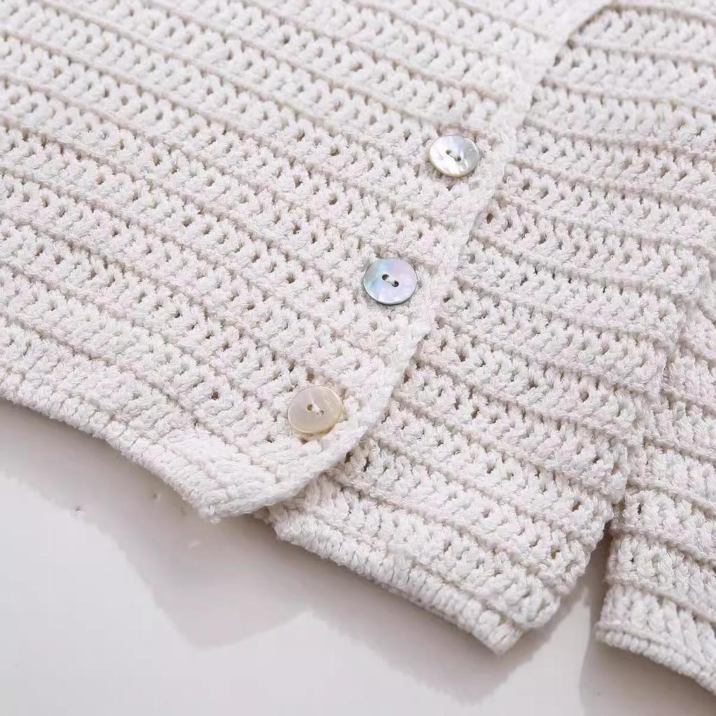 2024 Autumn Women's European & American Style Vacation Long Sleeve Knitted Top with Turn-Down Collar